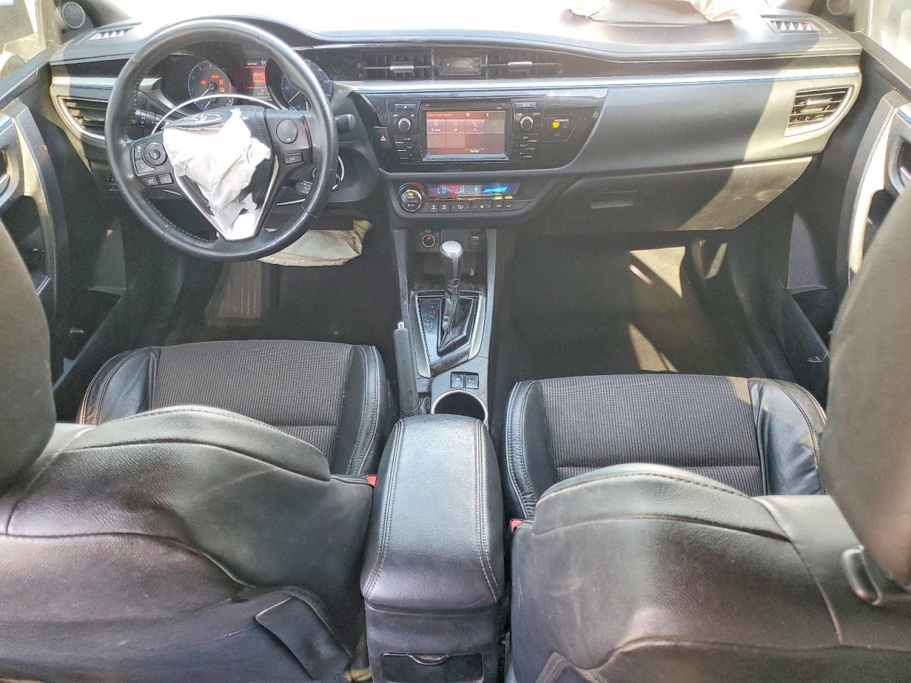 2014 TOYOTA COROLLA L photo 22