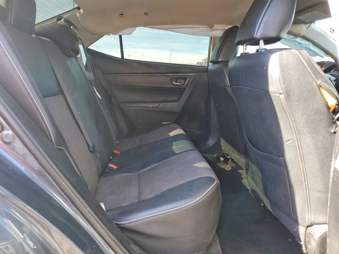 2014 TOYOTA COROLLA L photo 28