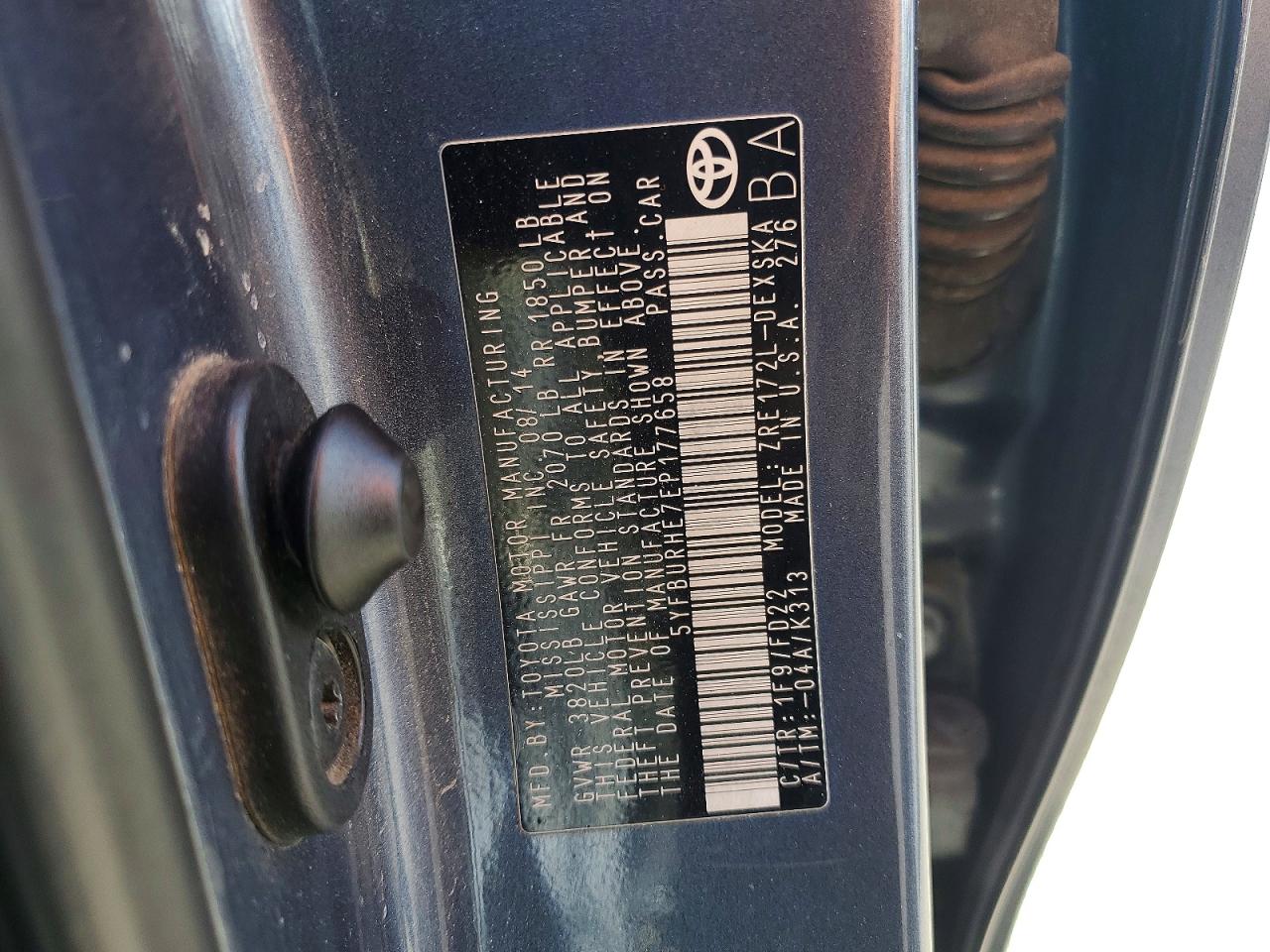 2014 TOYOTA COROLLA L photo 37
