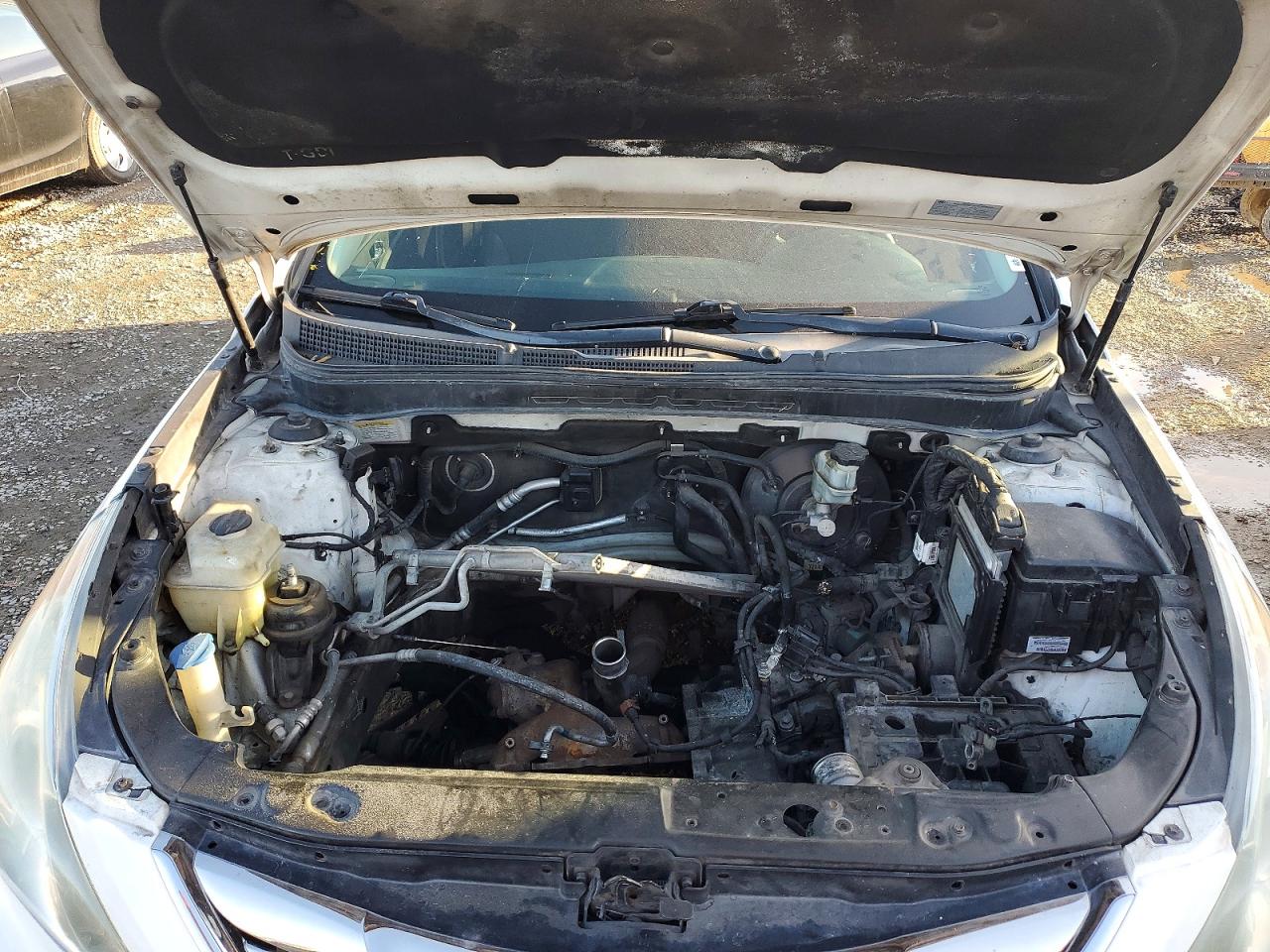 2011 HYUNDAI SONATA SE photo 31