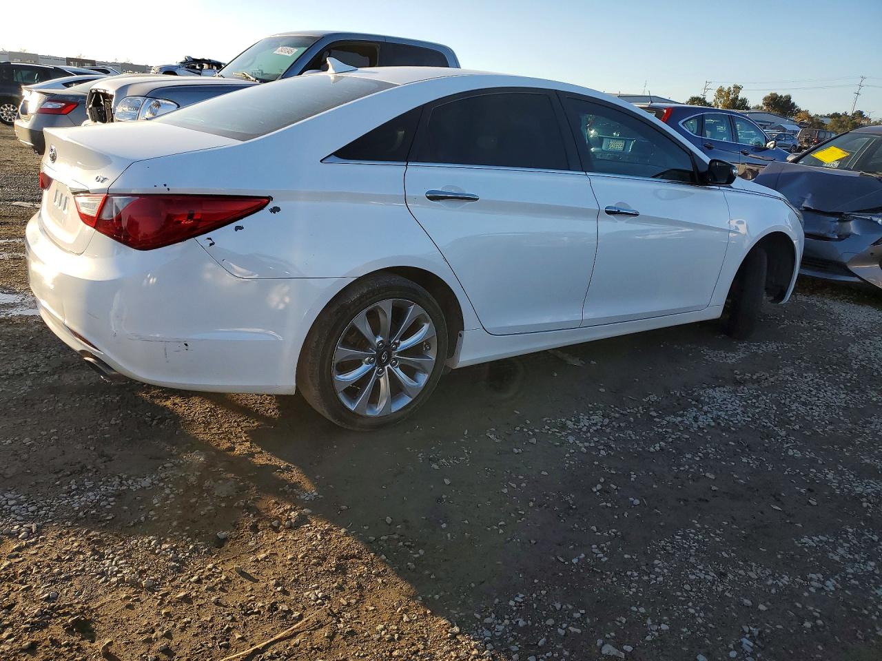 2011 HYUNDAI SONATA SE photo 7