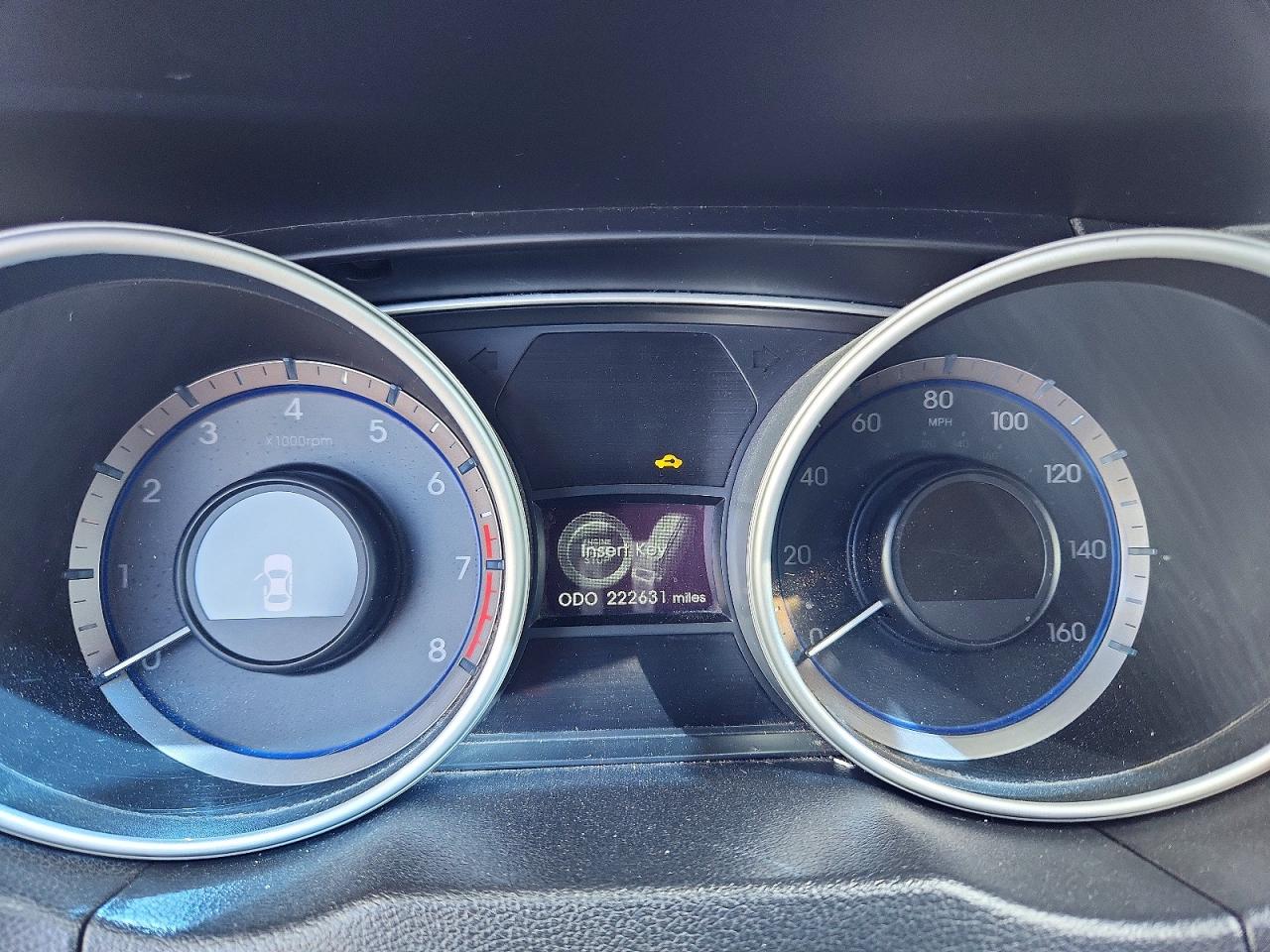 2011 HYUNDAI SONATA SE photo 25