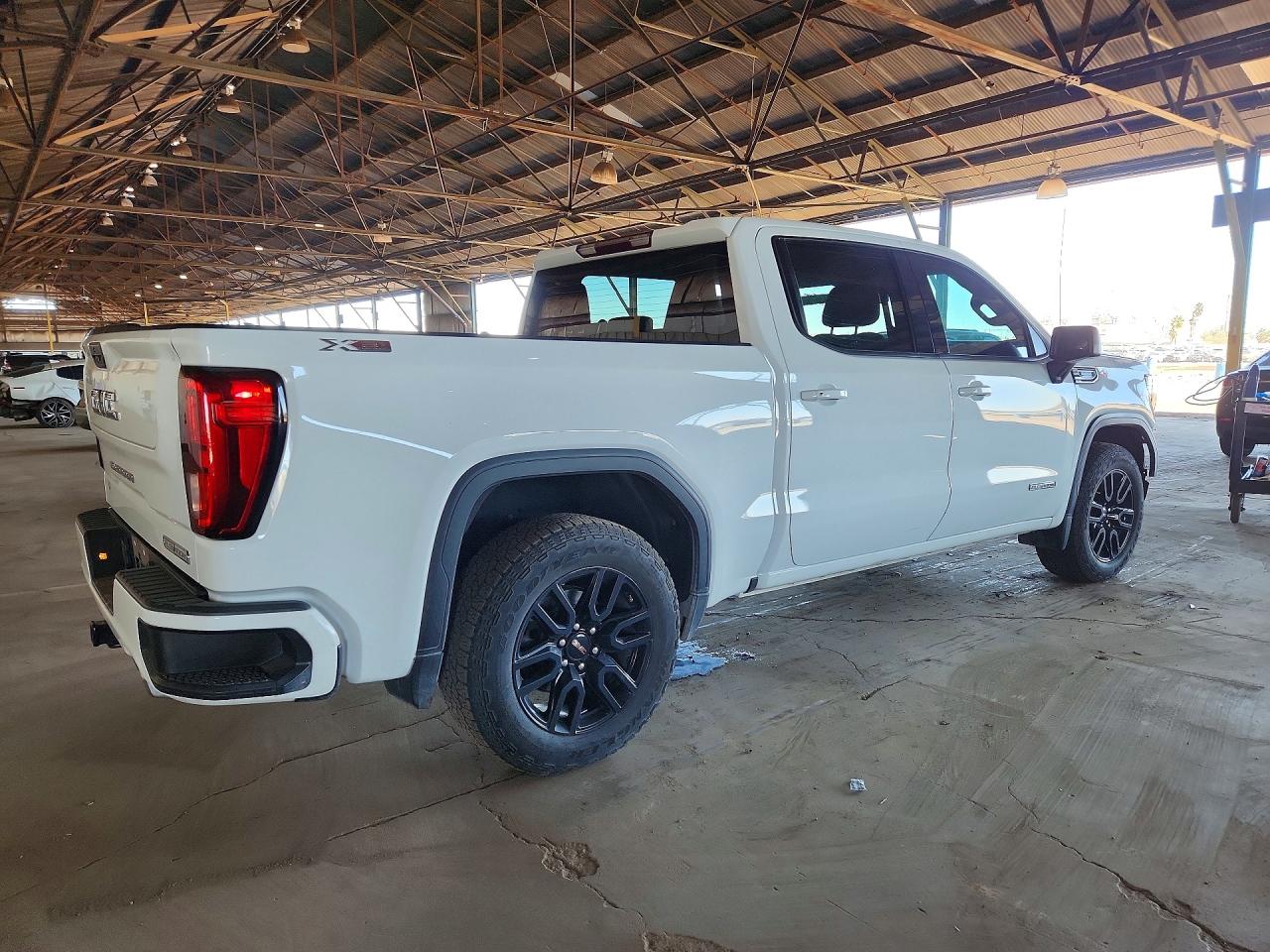 2021 GMC SIERRA K1500 ELEVATION photo 3