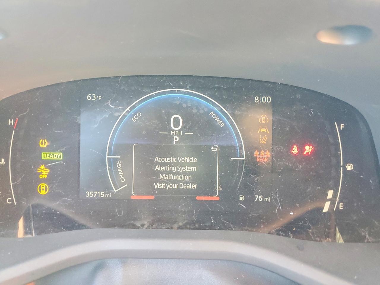 2025 TOYOTA CAMRY LE photo 9