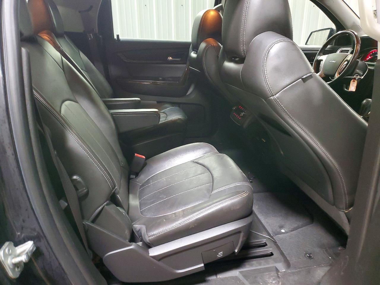 2015 GMC ACADIA DENALI photo 31