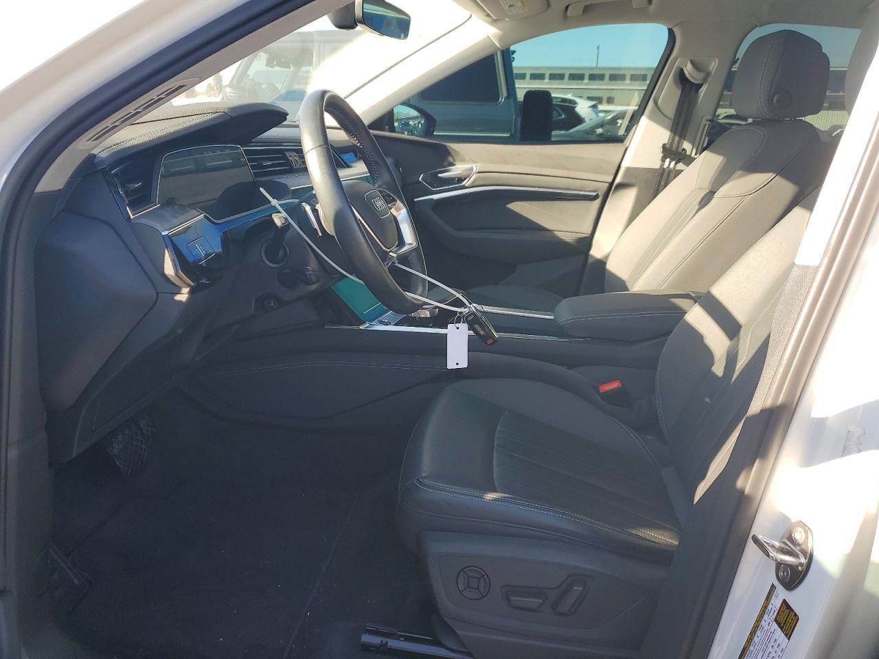 2021 AUDI E-TRON SPORTBACK PREMIUM PLUS photo 13