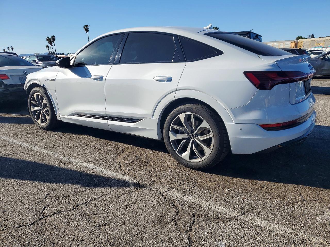2021 AUDI E-TRON SPORTBACK PREMIUM PLUS photo 3