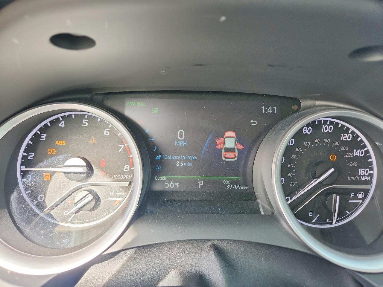 2022 TOYOTA CAMRY XLE photo 9