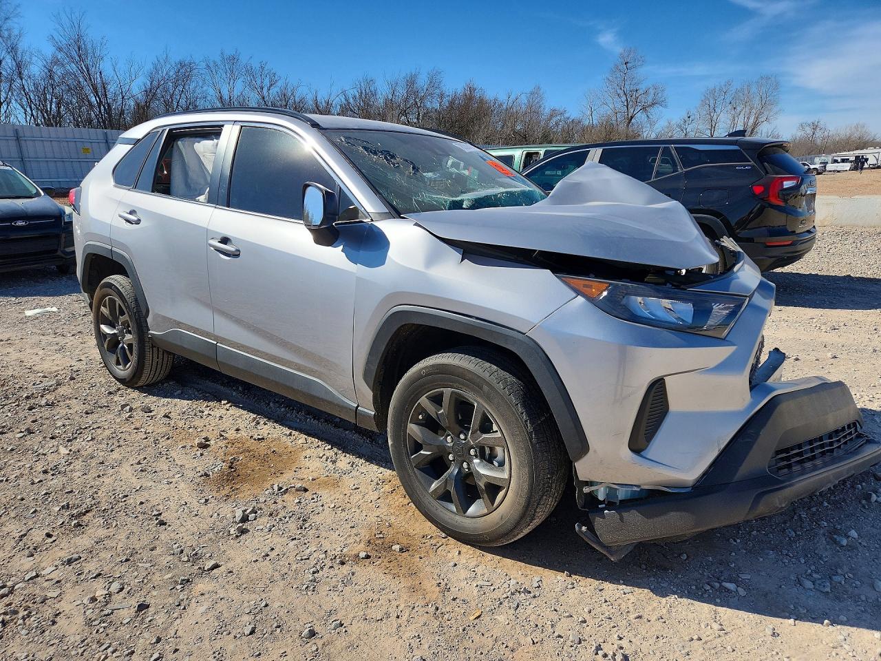 2021 TOYOTA RAV4 LE photo 7