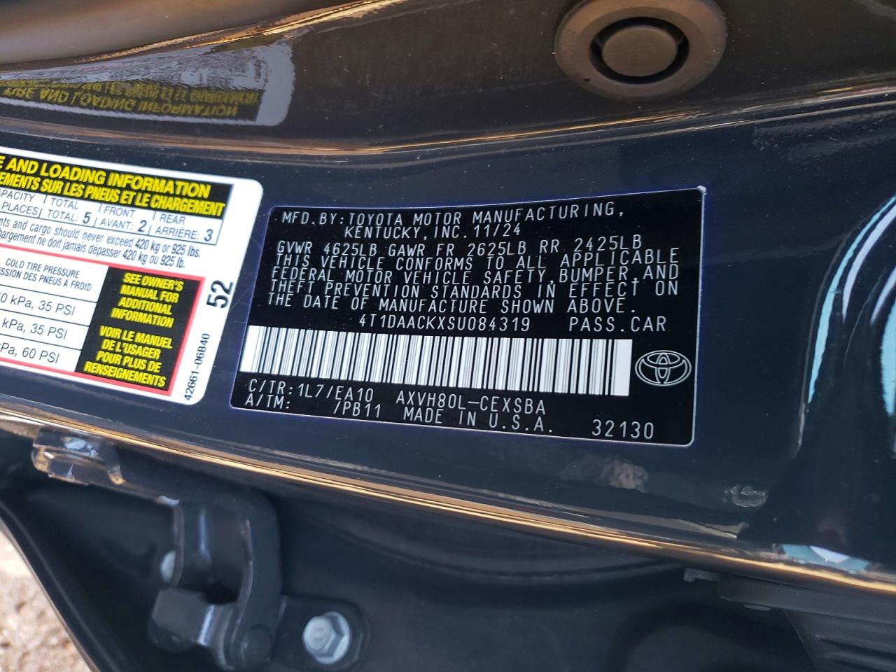 2025 TOYOTA CAMRY SE photo 12