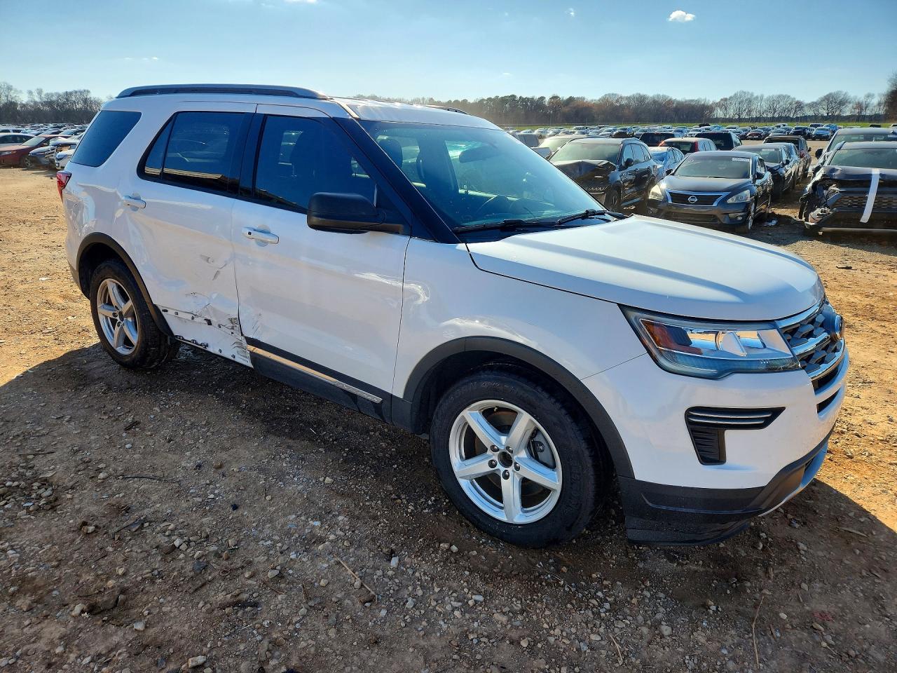 2018 FORD EXPLORER XLT photo 10