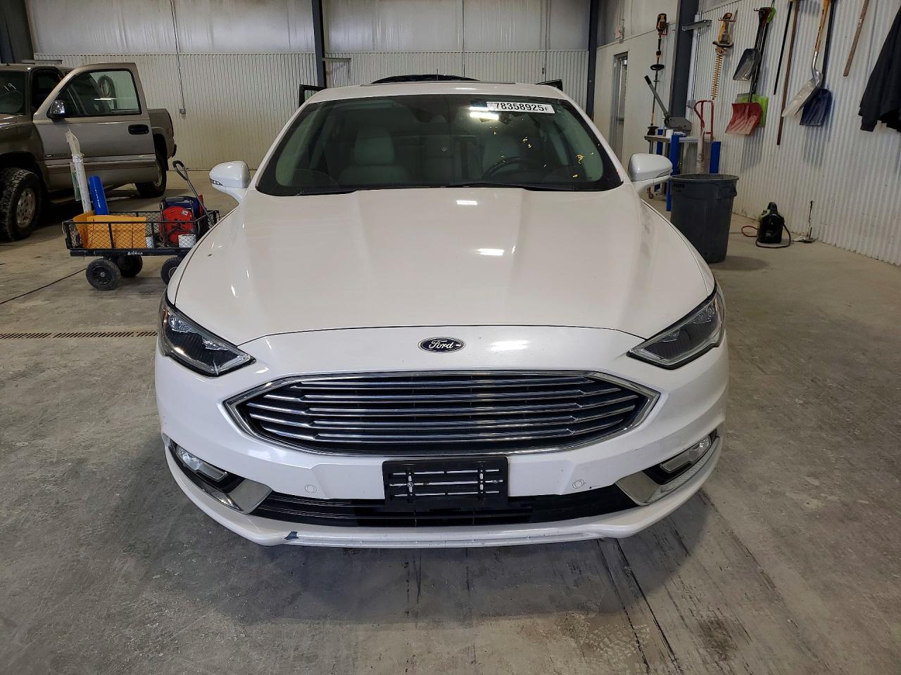 2018 FORD FUSION TITANIUM/PLATINUM HEV photo 17