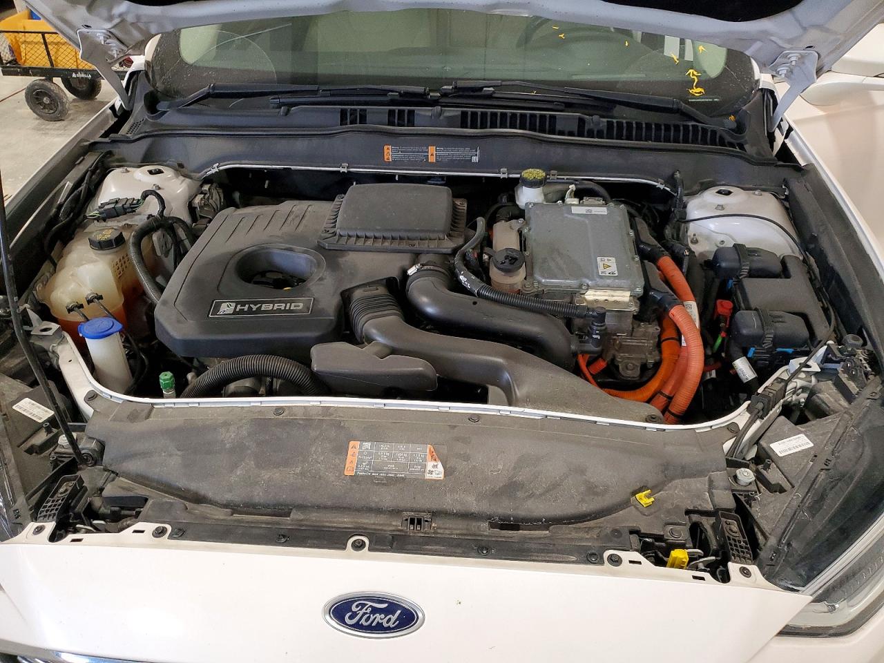2018 FORD FUSION TITANIUM/PLATINUM HEV photo 41