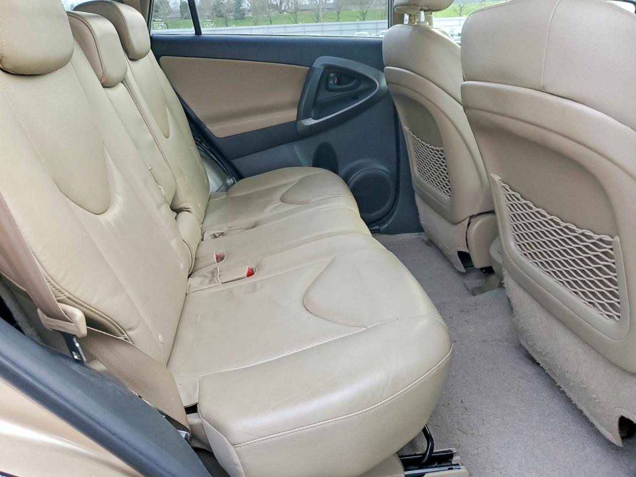 2010 TOYOTA RAV4 LIMITED photo 10