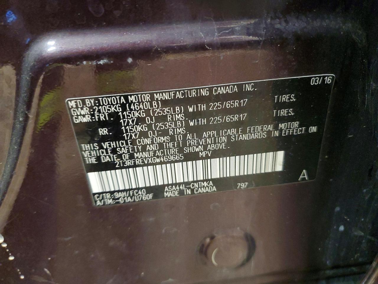 2016 TOYOTA RAV4 XLE photo 40
