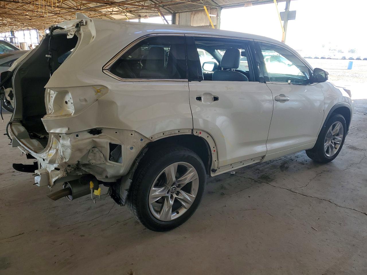 2018 TOYOTA HIGHLANDER LIMITED photo 7