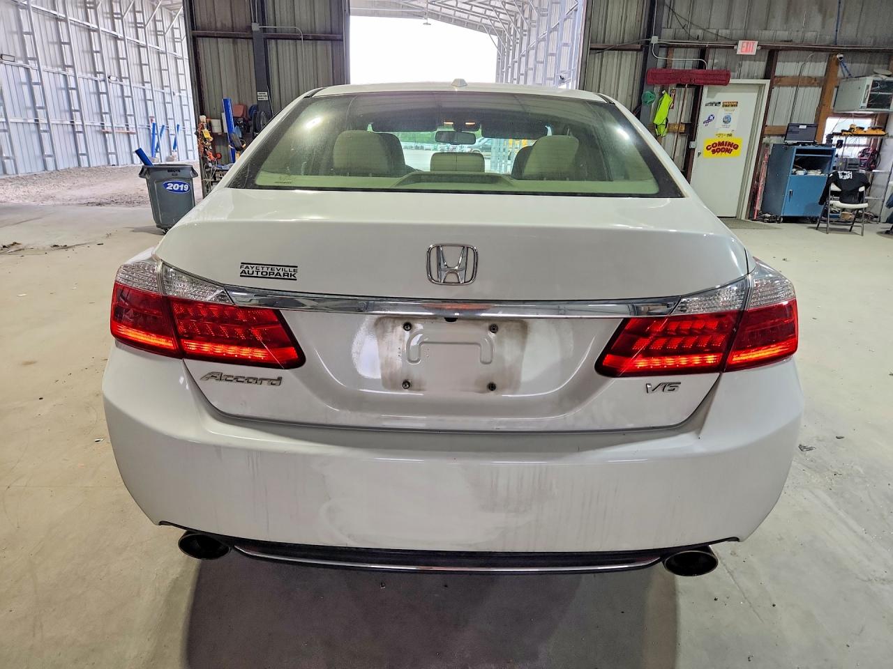2013 HONDA ACCORD EXL photo 16