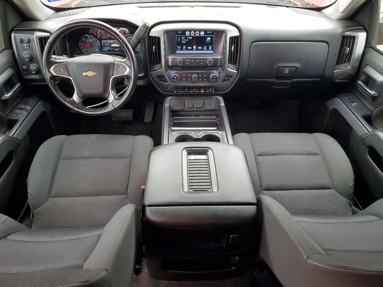 2018 CHEVROLET SILVERADO K1500 LT photo 15
