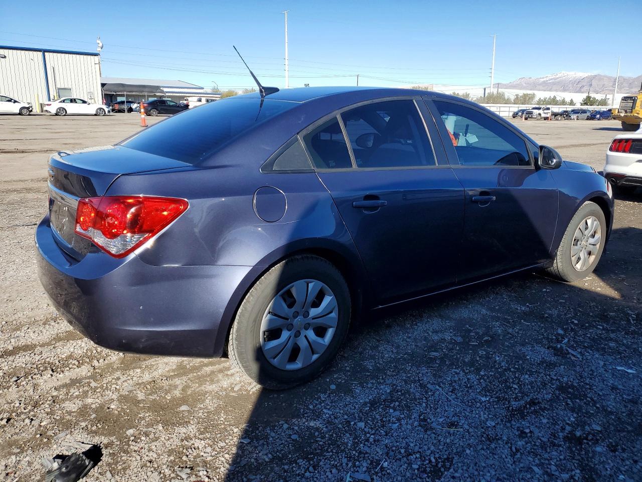 2013 CHEVROLET CRUZE LS photo 5