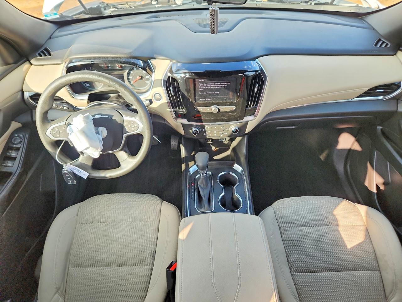 2023 CHEVROLET TRAVERSE LS photo 8