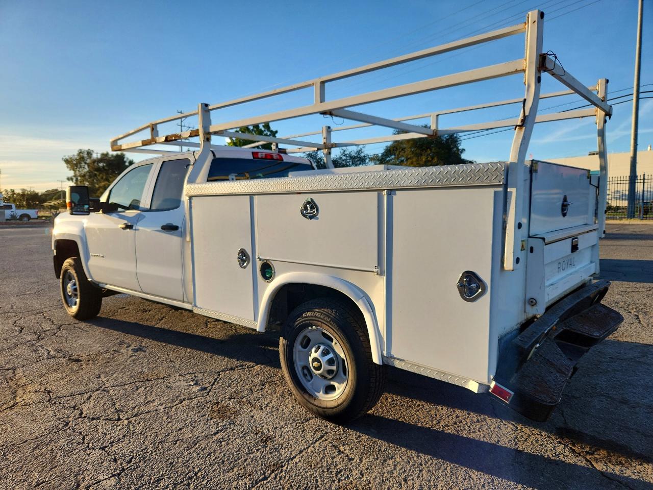 2016 CHEVROLET SILVERADO UTILITY / SERVICE TRUCK photo 3