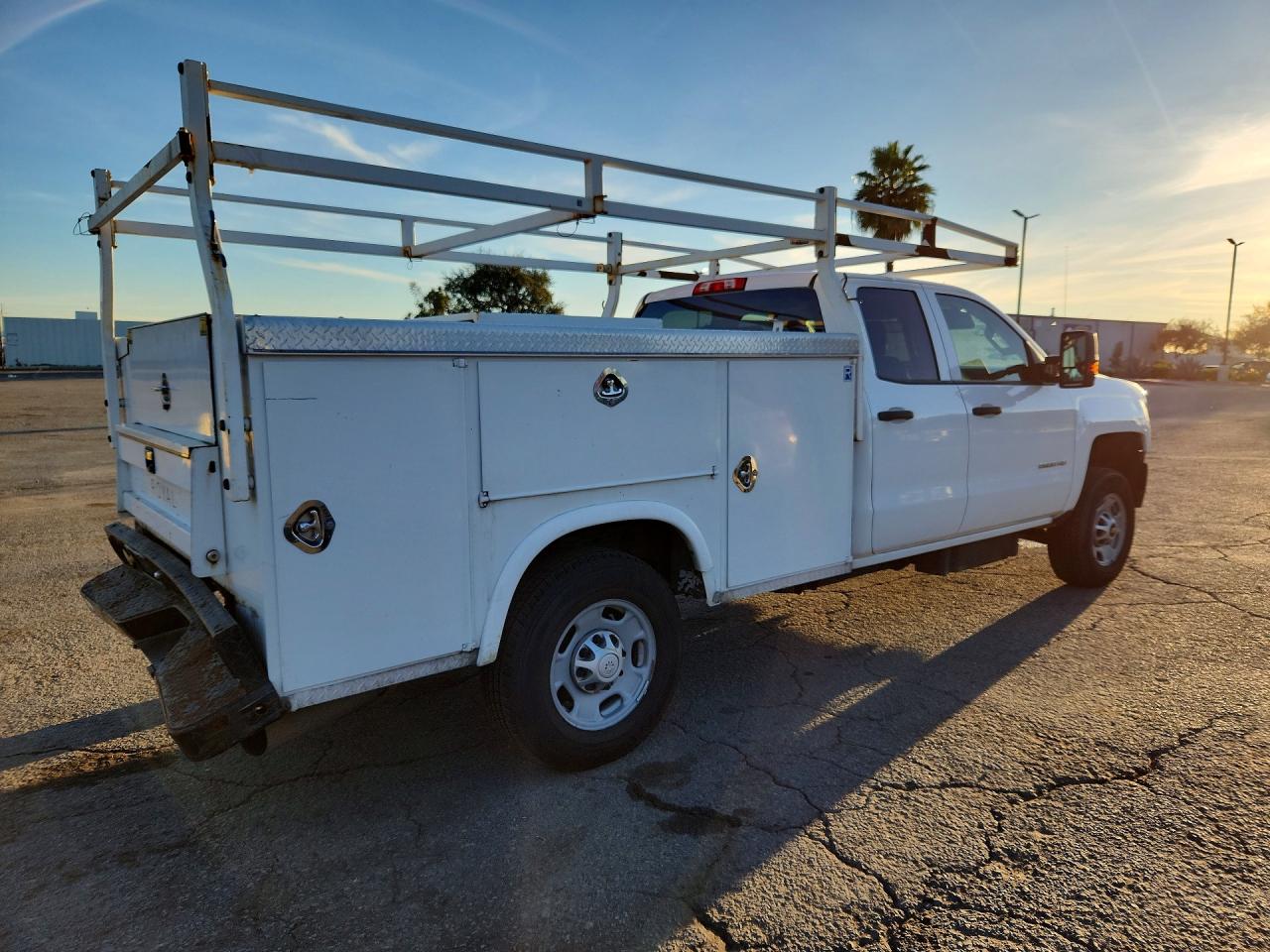 2016 CHEVROLET SILVERADO UTILITY / SERVICE TRUCK photo 5