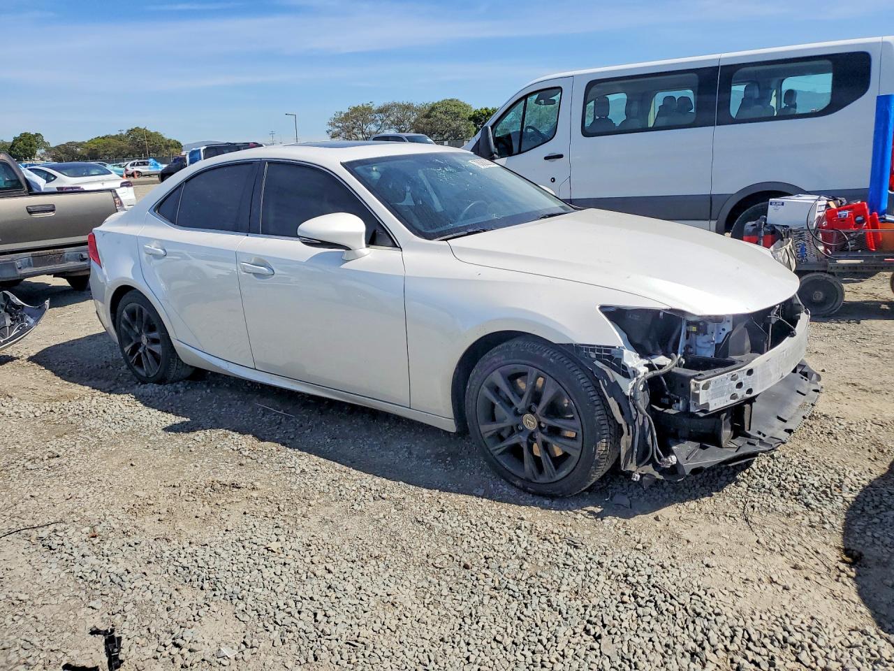 2019 LEXUS IS 300 photo 4