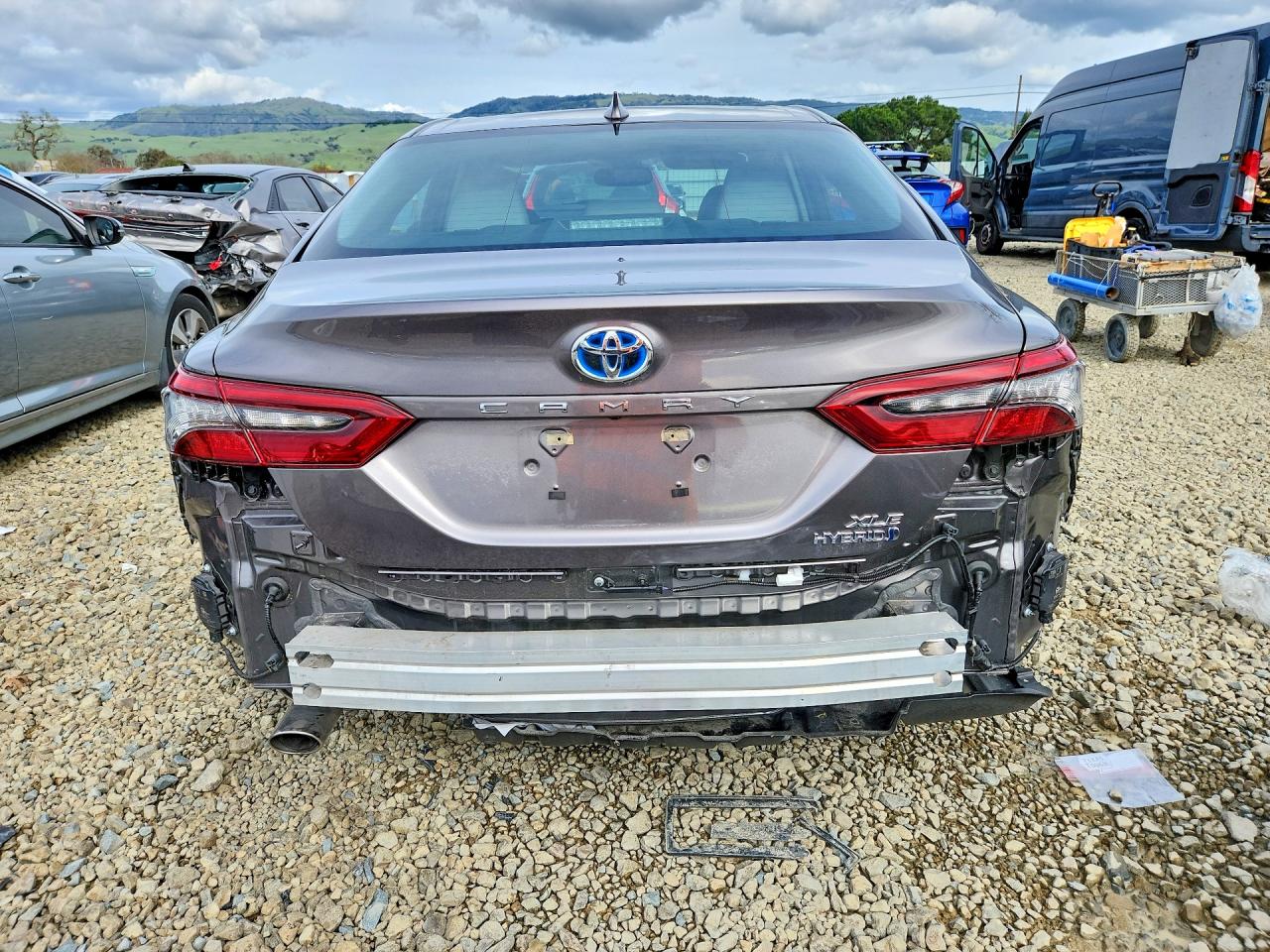 2024 TOYOTA CAMRY XLE photo 11