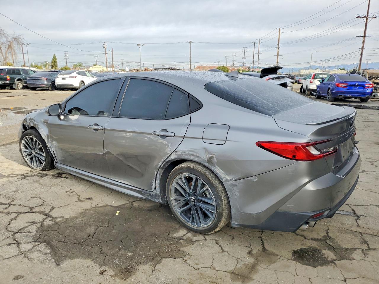 2025 TOYOTA CAMRY XSE photo 3