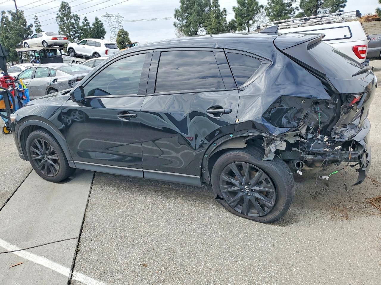 2020 MAZDA CX-5 SIGNATURE photo 4