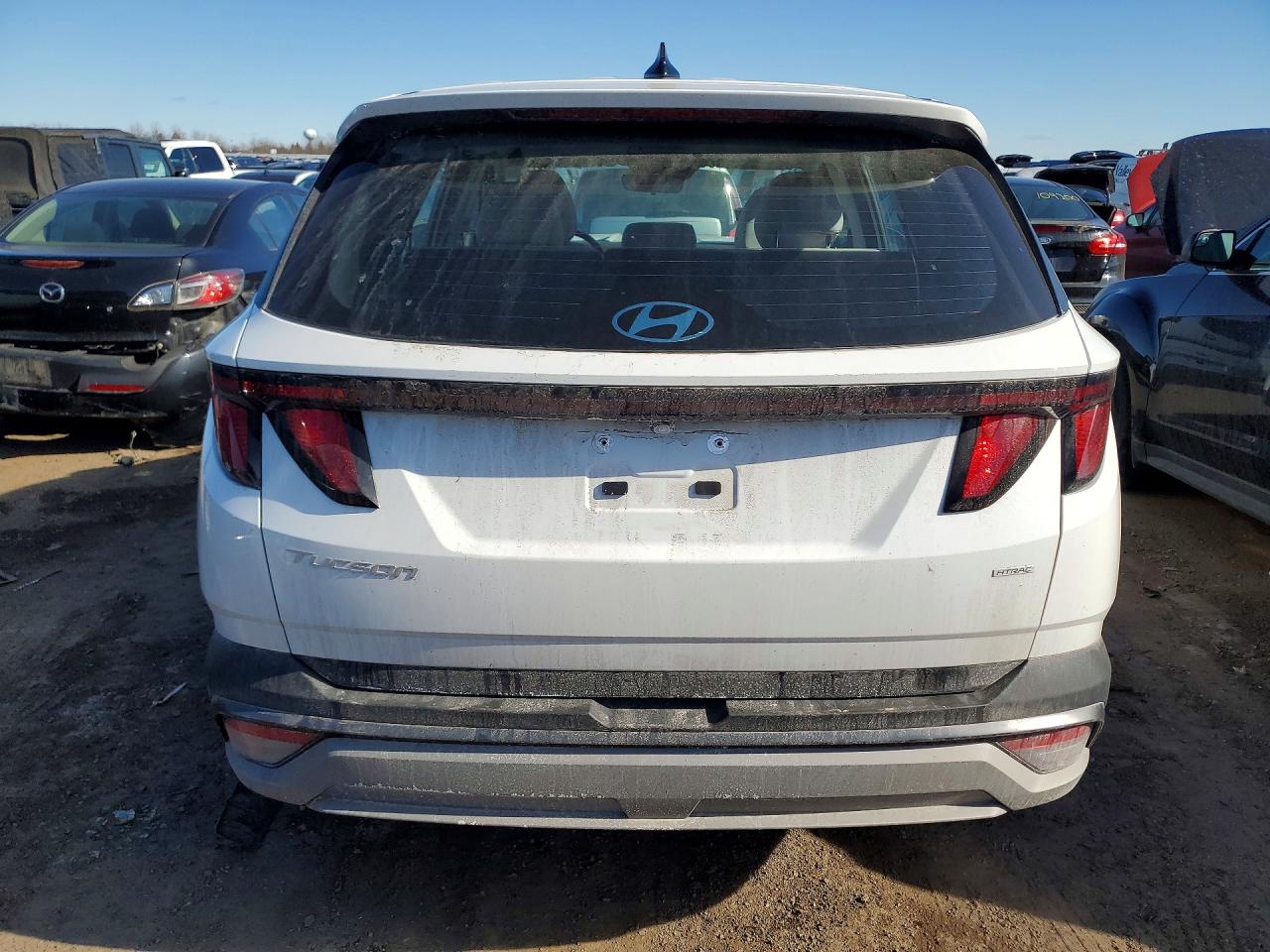 2025 HYUNDAI TUCSON SE photo 11