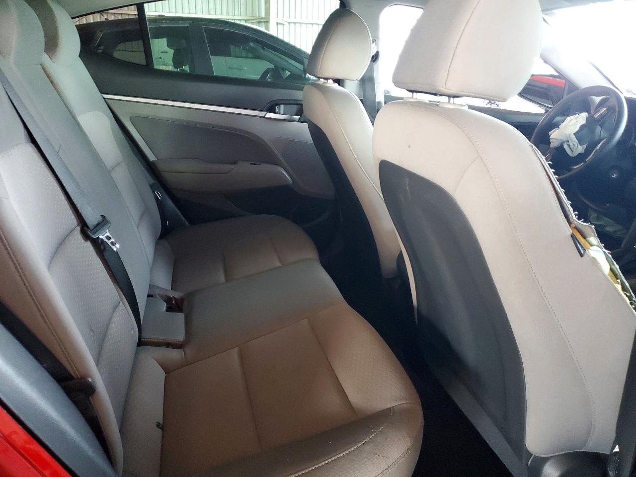 2020 HYUNDAI ELANTRA SEL photo 10