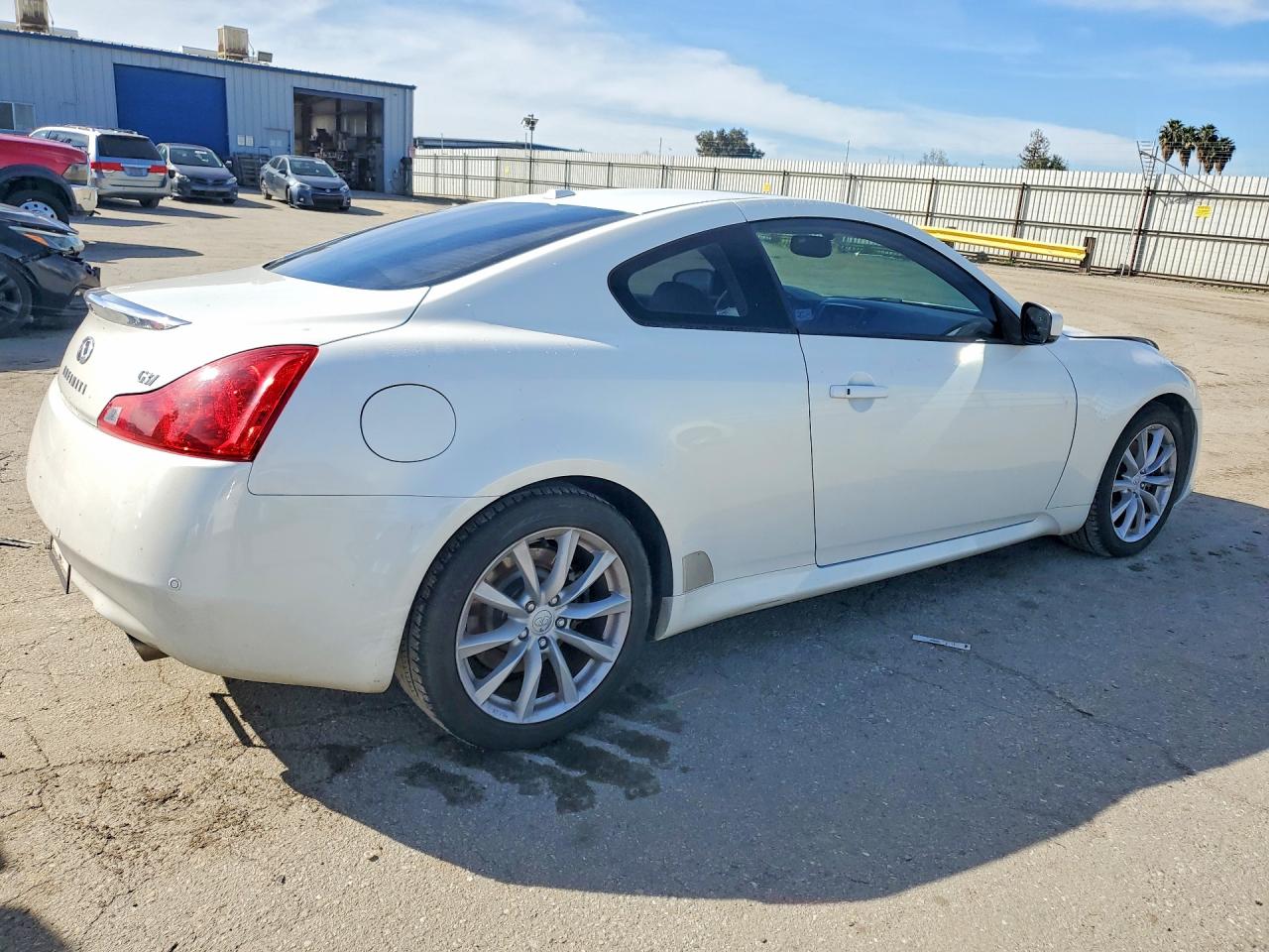 2012 INFINITI G37 BASE photo 5
