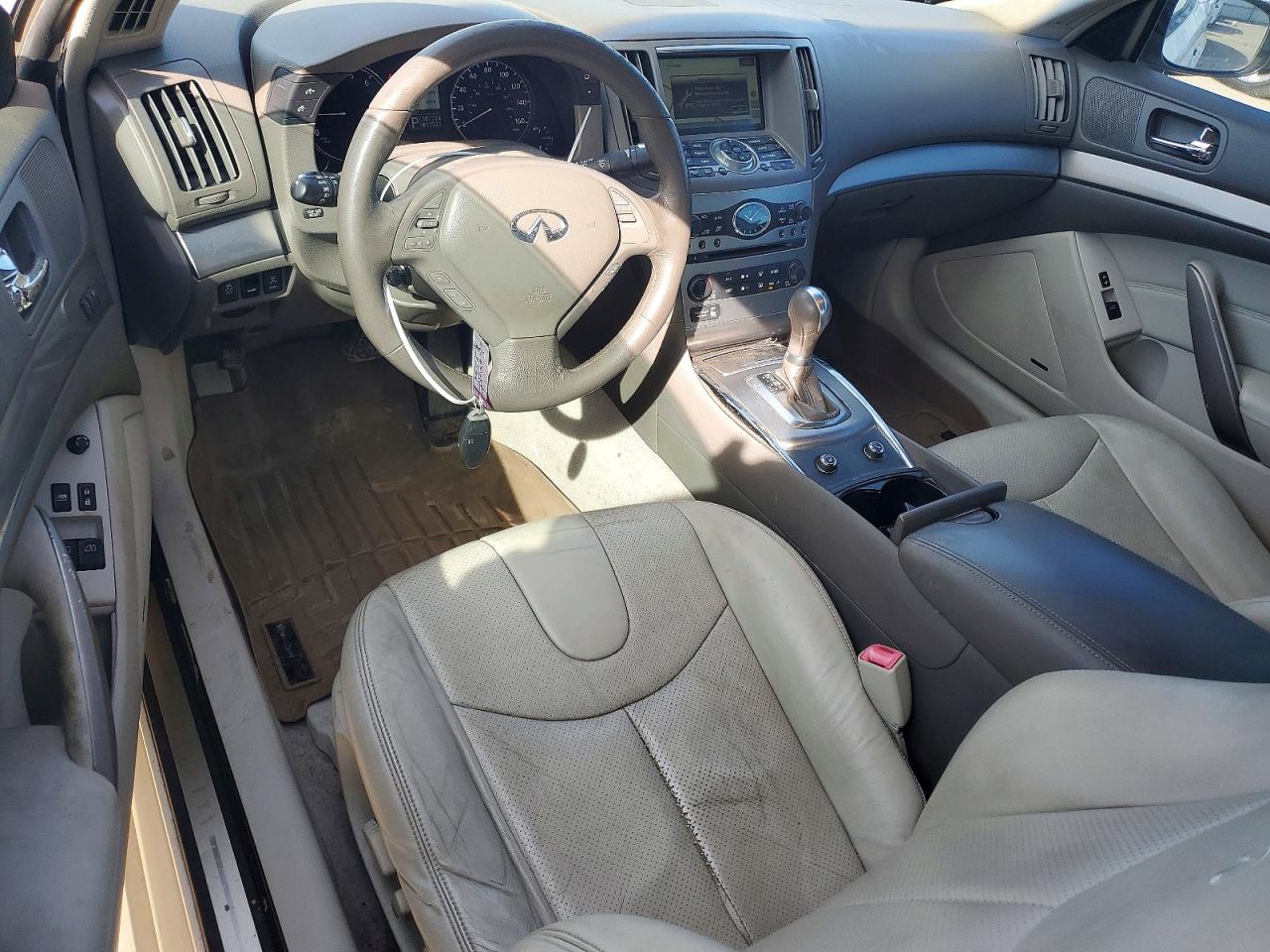 2012 INFINITI G37 BASE photo 15