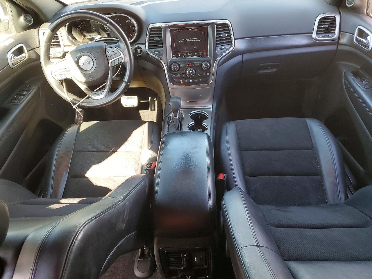 2018 JEEP GRAND CHEROKEE LAREDO photo 8