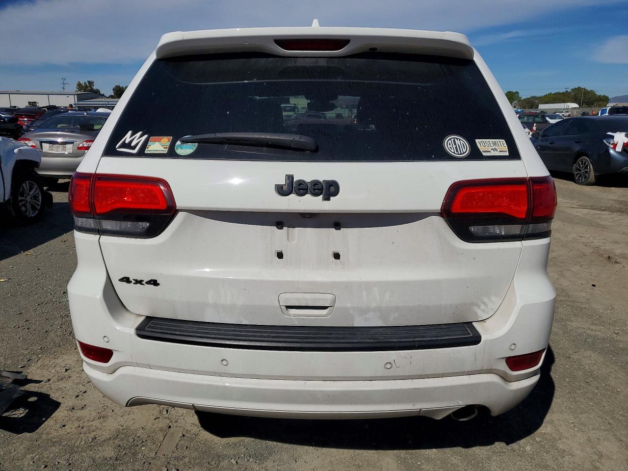 2018 JEEP GRAND CHEROKEE LAREDO photo 6