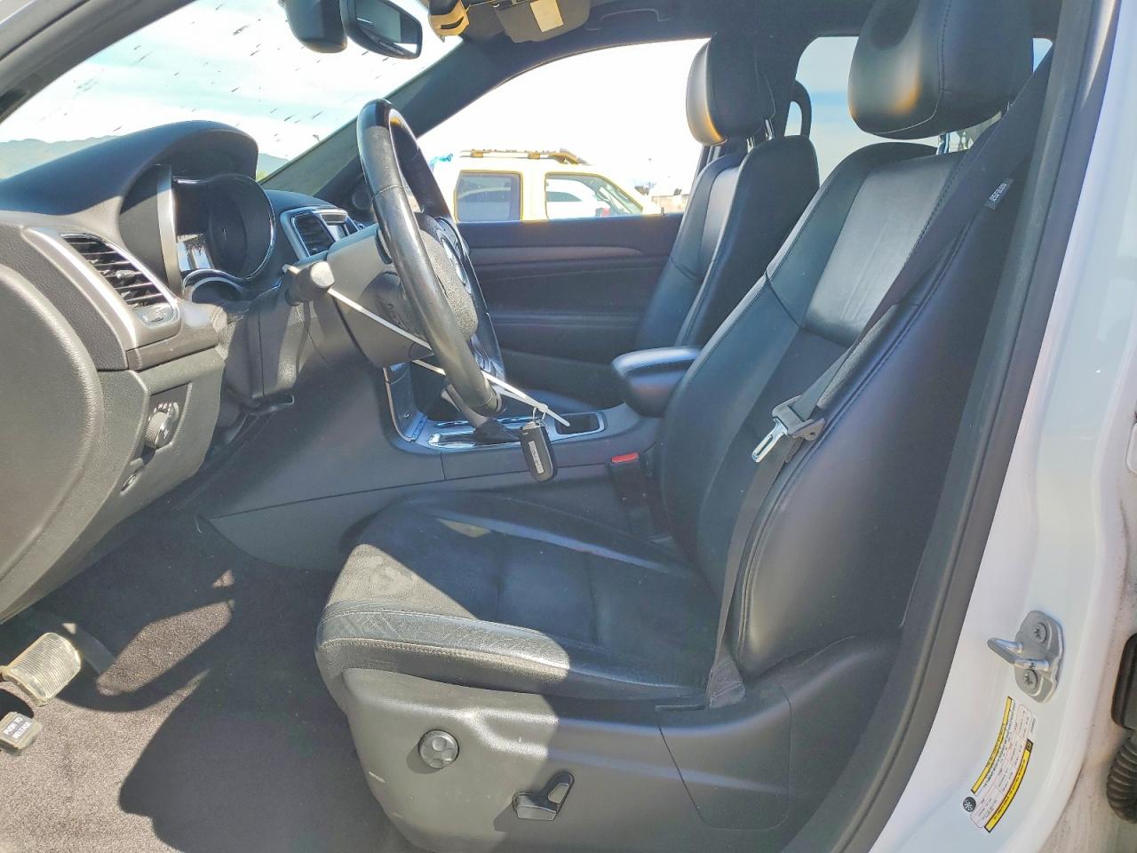 2018 JEEP GRAND CHEROKEE LAREDO photo 7