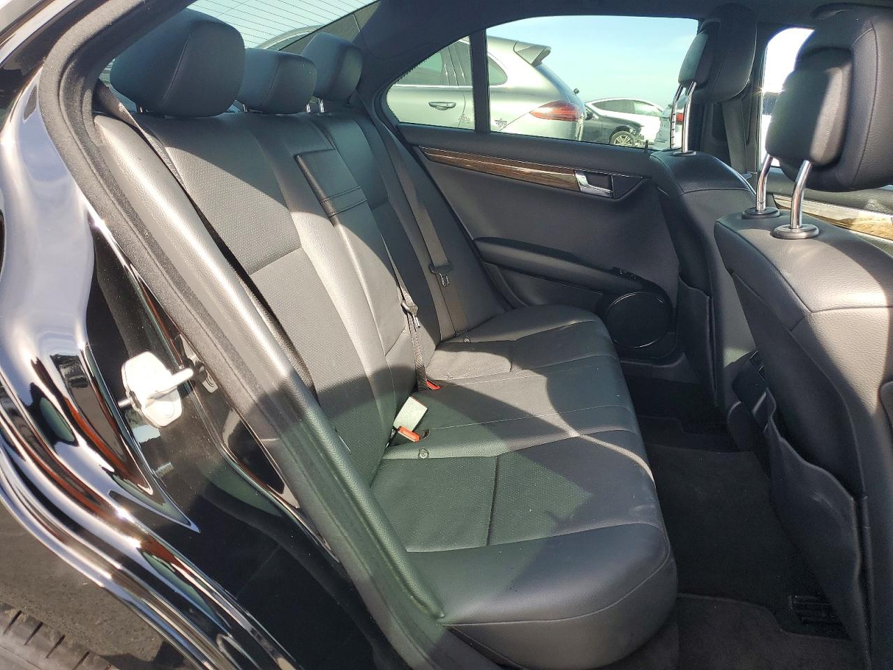 2010 MERCEDES-BENZ C 350 photo 10