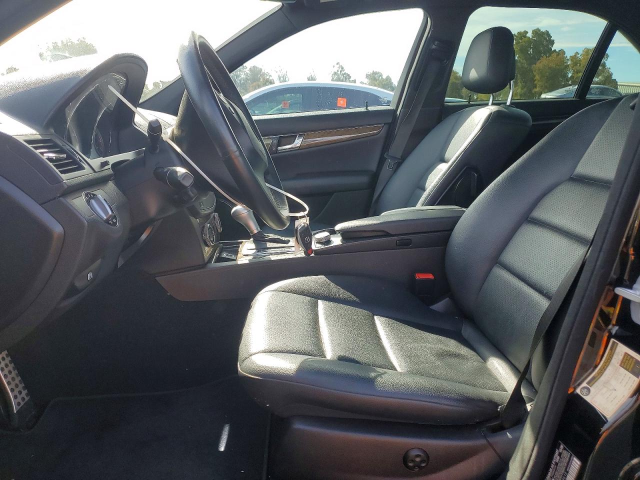 2010 MERCEDES-BENZ C 350 photo 7