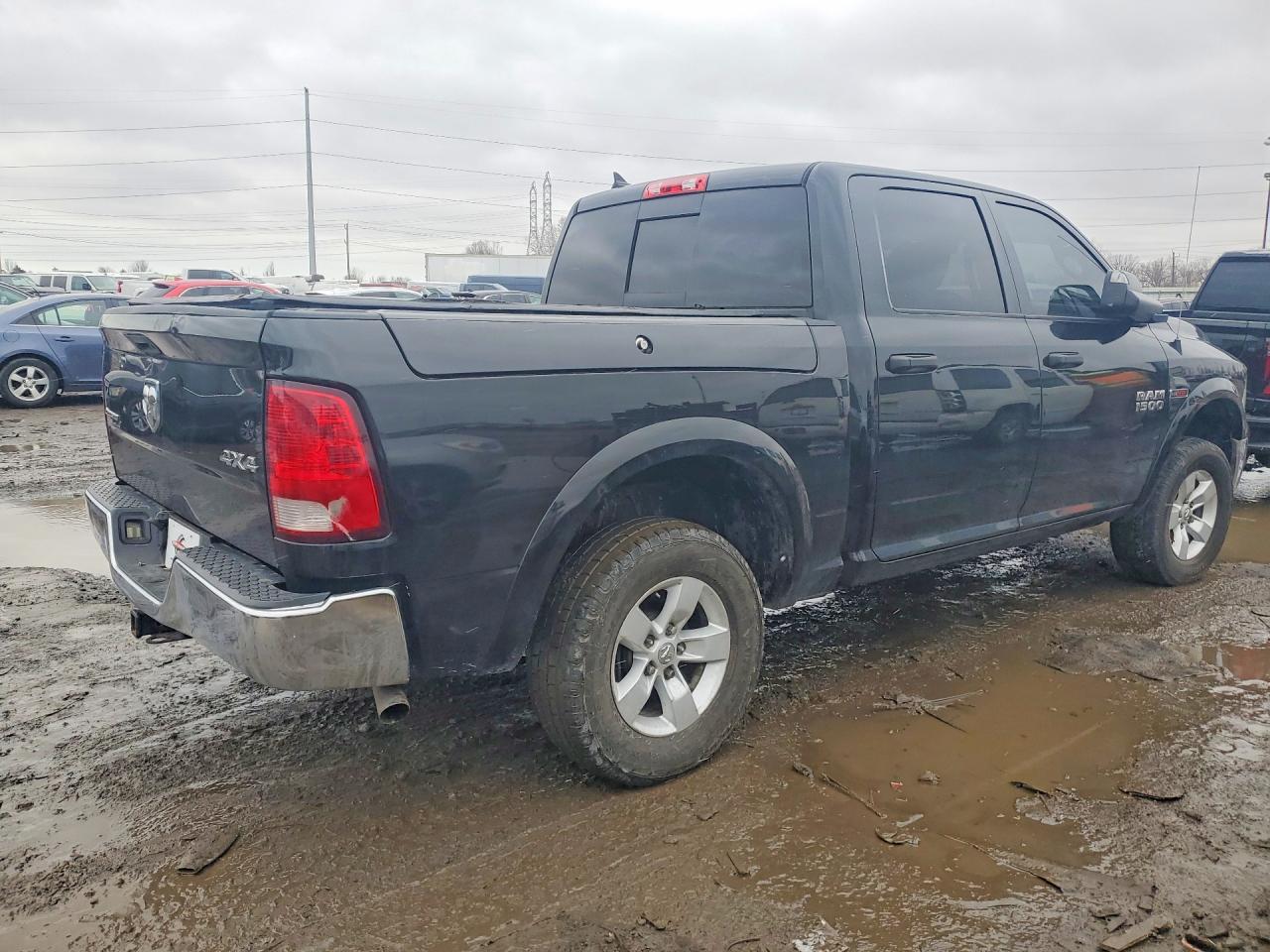 2015 RAM 1500 SLT photo 5