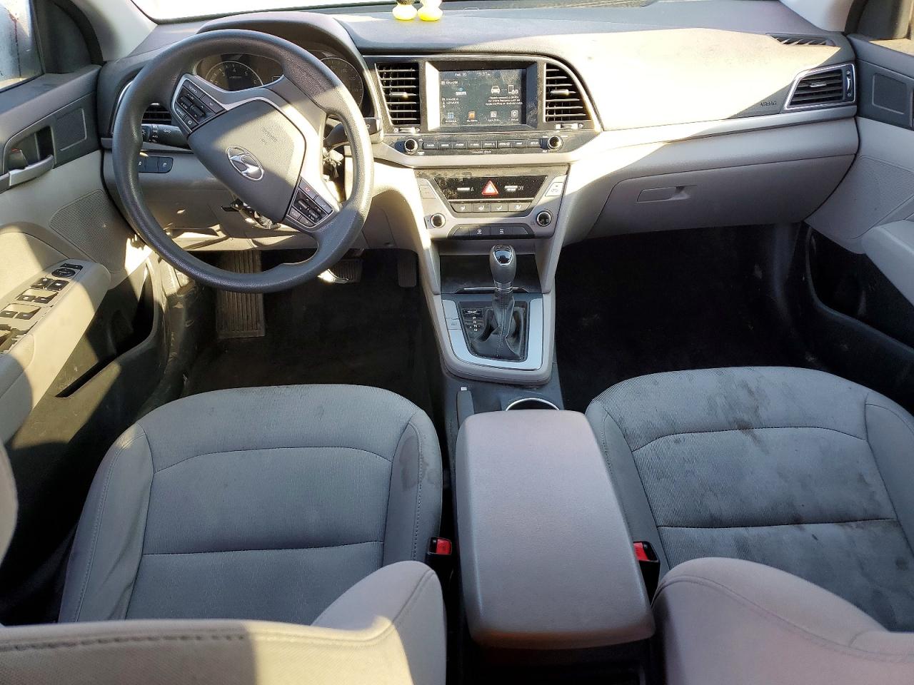 2018 HYUNDAI ELANTRA SEL photo 15
