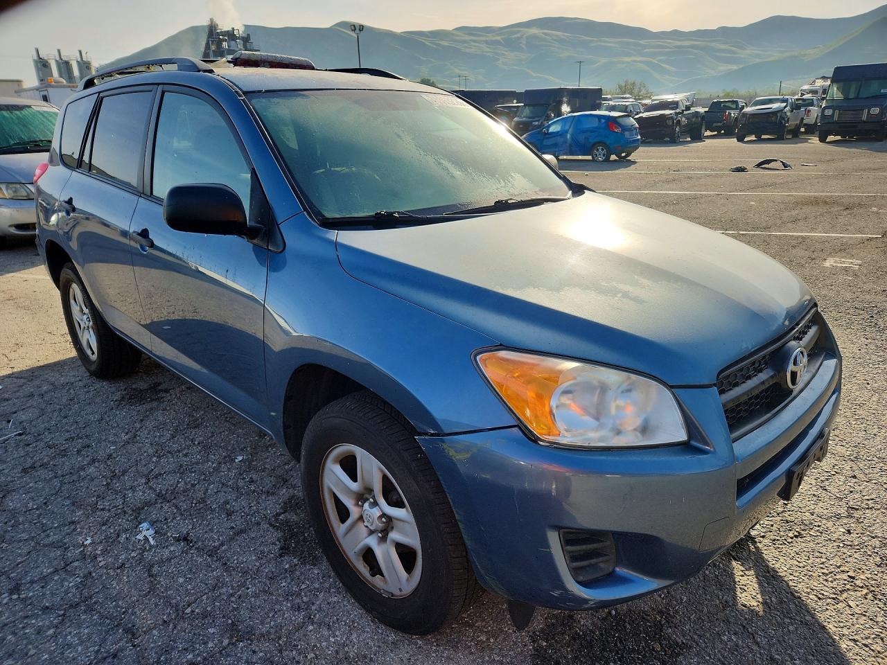 2012 TOYOTA RAV4 photo 7
