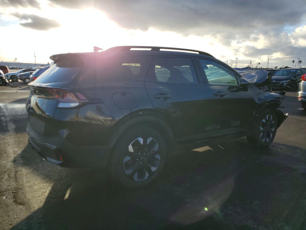 2025 KIA SPORTAGE X LINE photo 5
