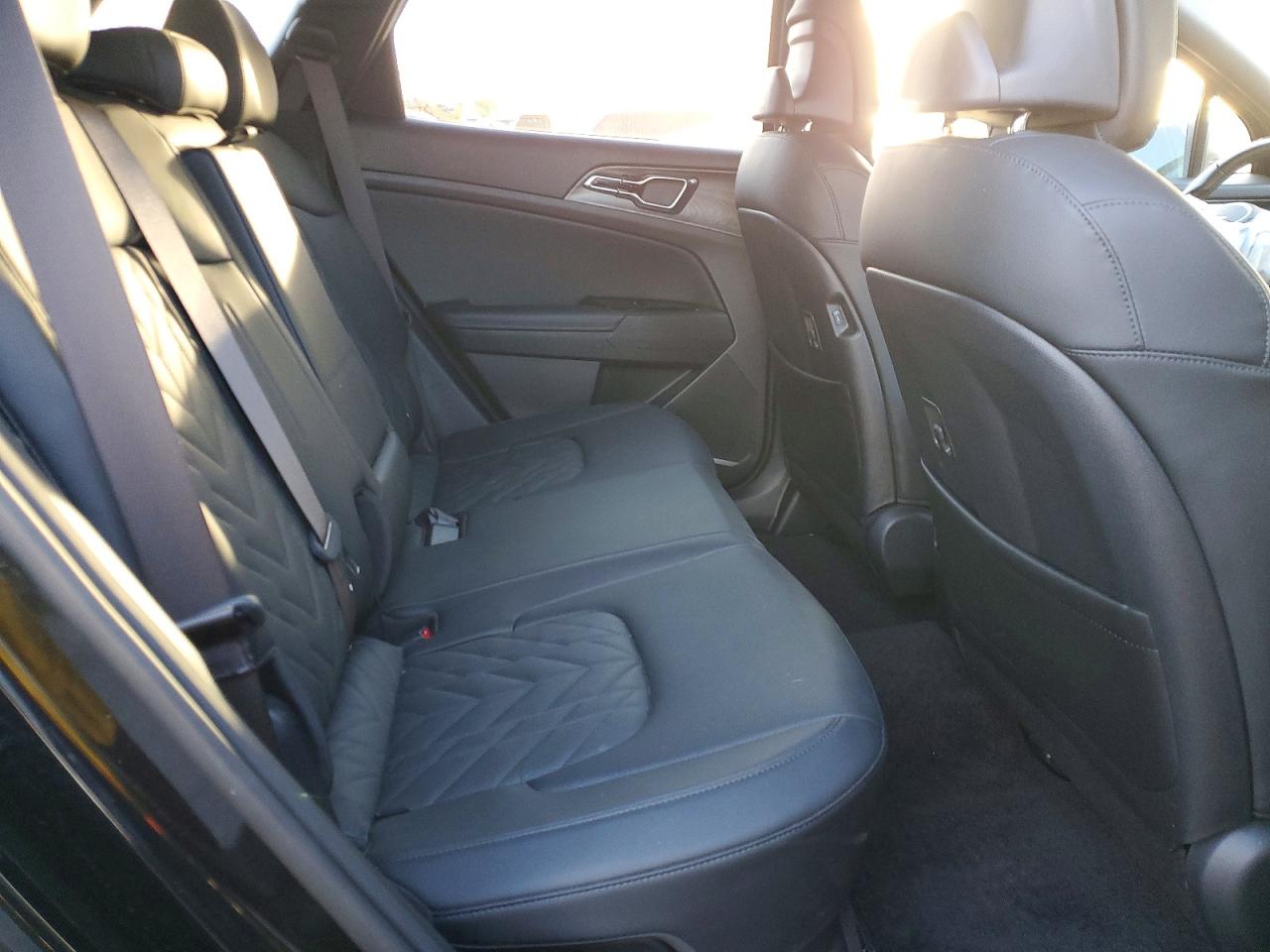 2025 KIA SPORTAGE X LINE photo 21