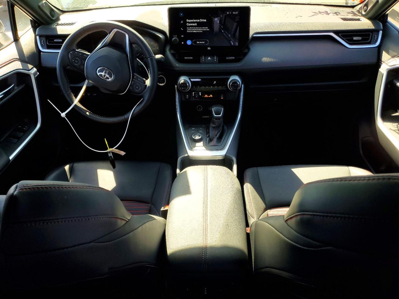 2024 TOYOTA RAV4 PRIME XSE photo 8