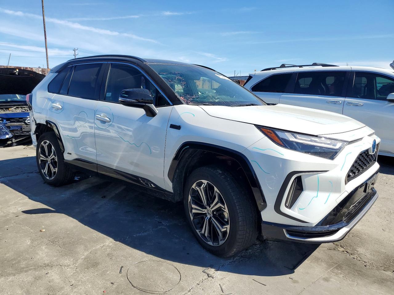 2024 TOYOTA RAV4 PRIME XSE photo 4
