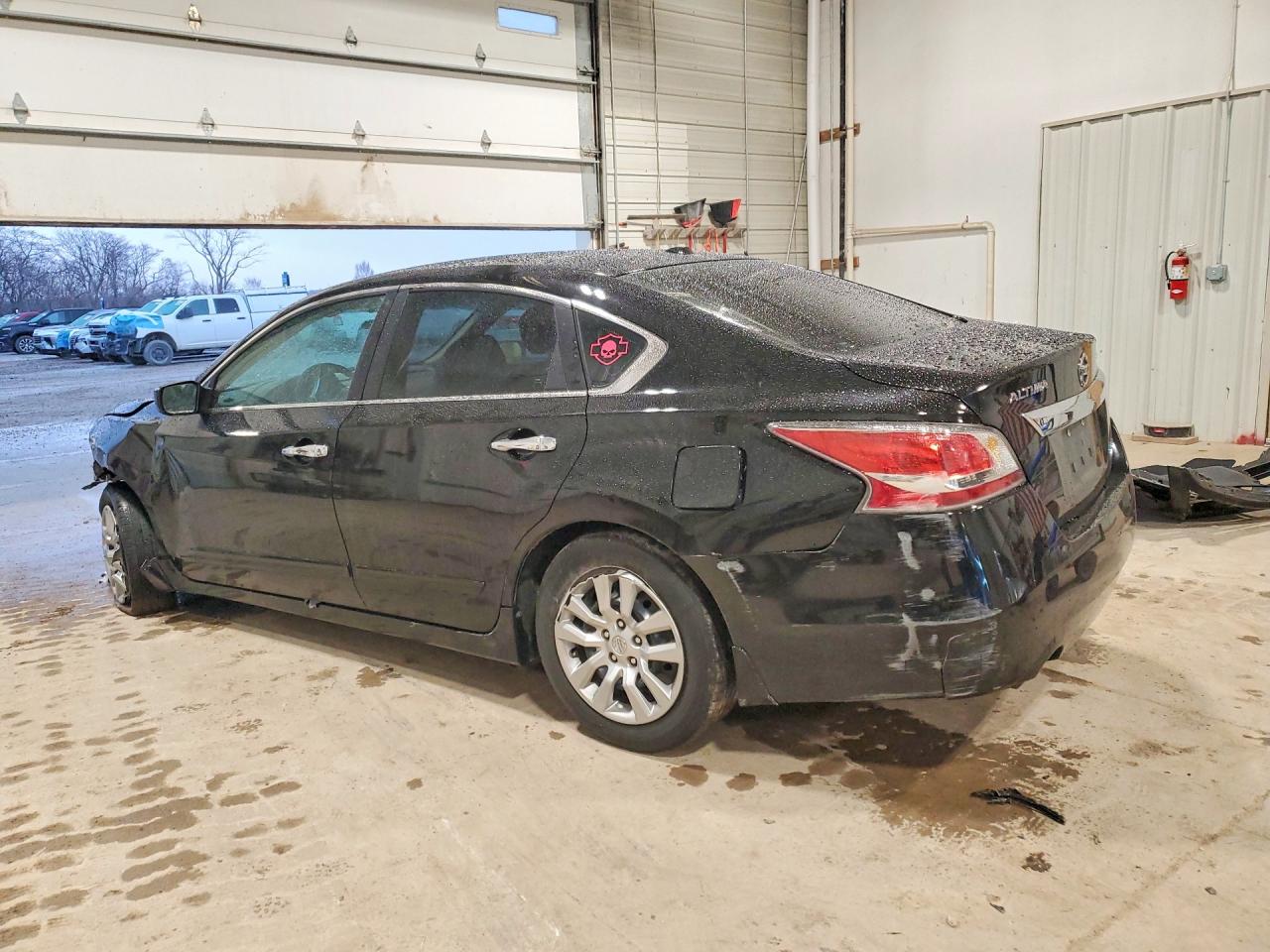 2014 NISSAN ALTIMA 2.5 S photo 2