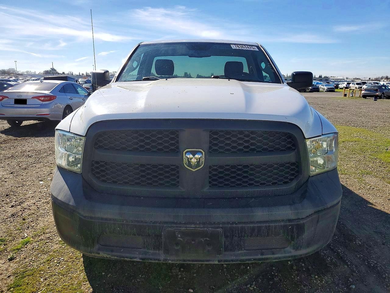 2019 RAM 1500 CLASSIC TRADESMAN photo 5