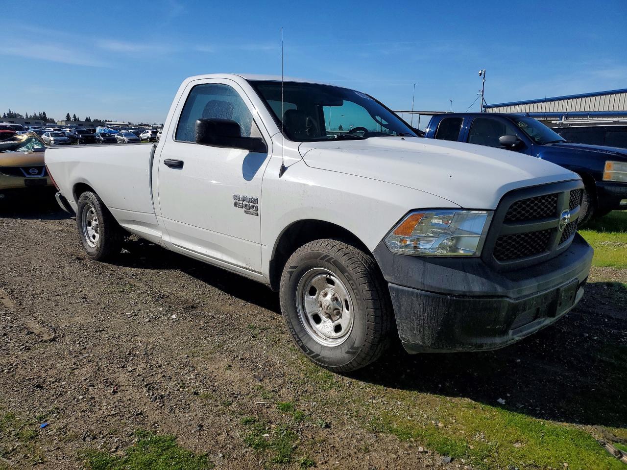 2019 RAM 1500 CLASSIC TRADESMAN photo 4