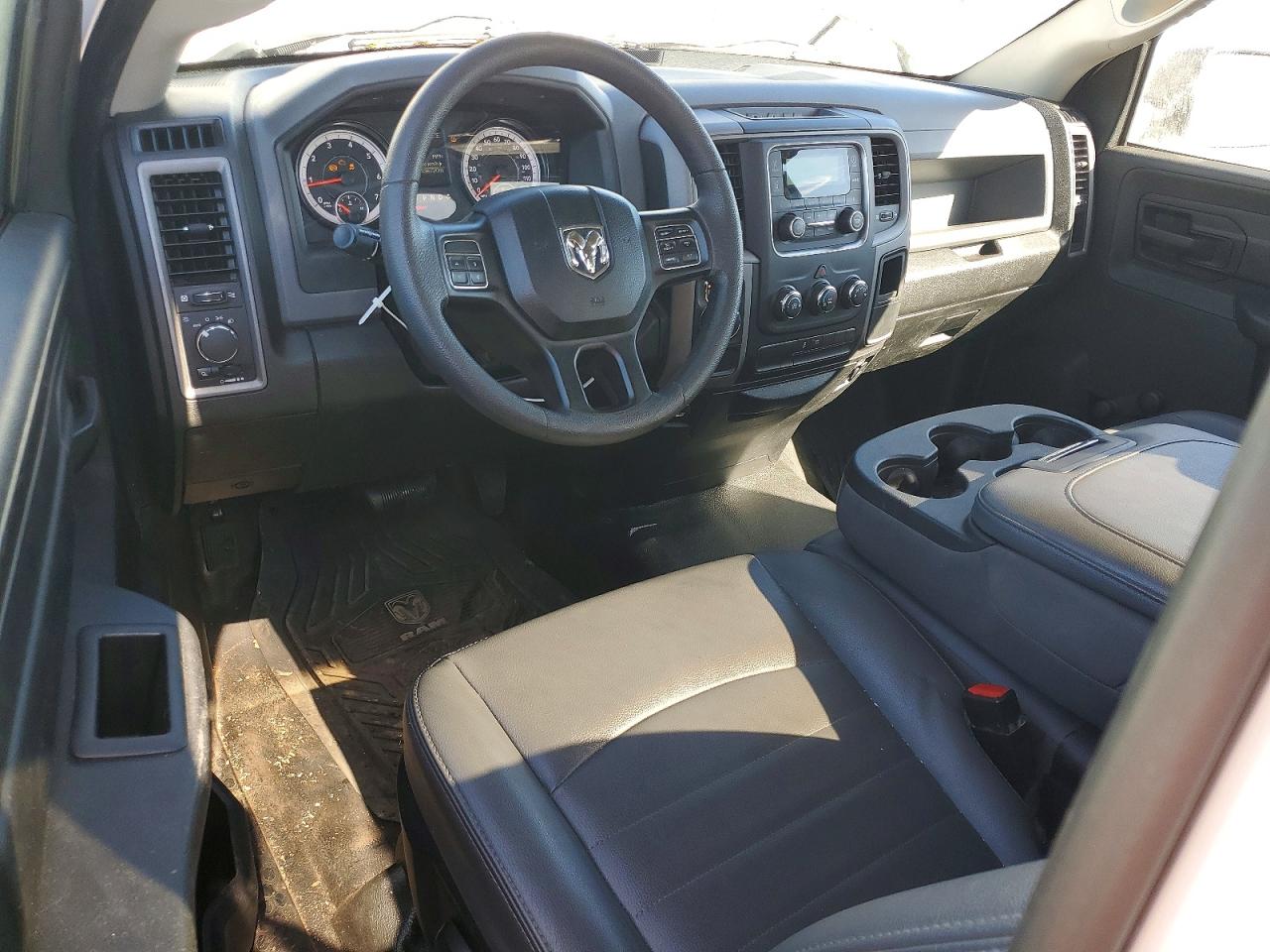 2019 RAM 1500 CLASSIC TRADESMAN photo 8